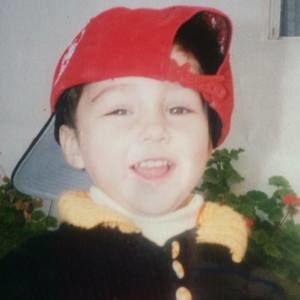 Meet your Posher, Luis